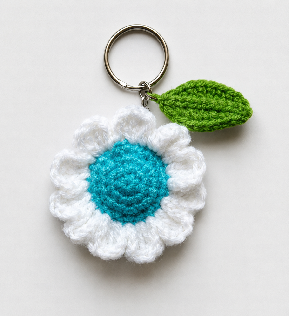 AquaBloom Daisy Keychain